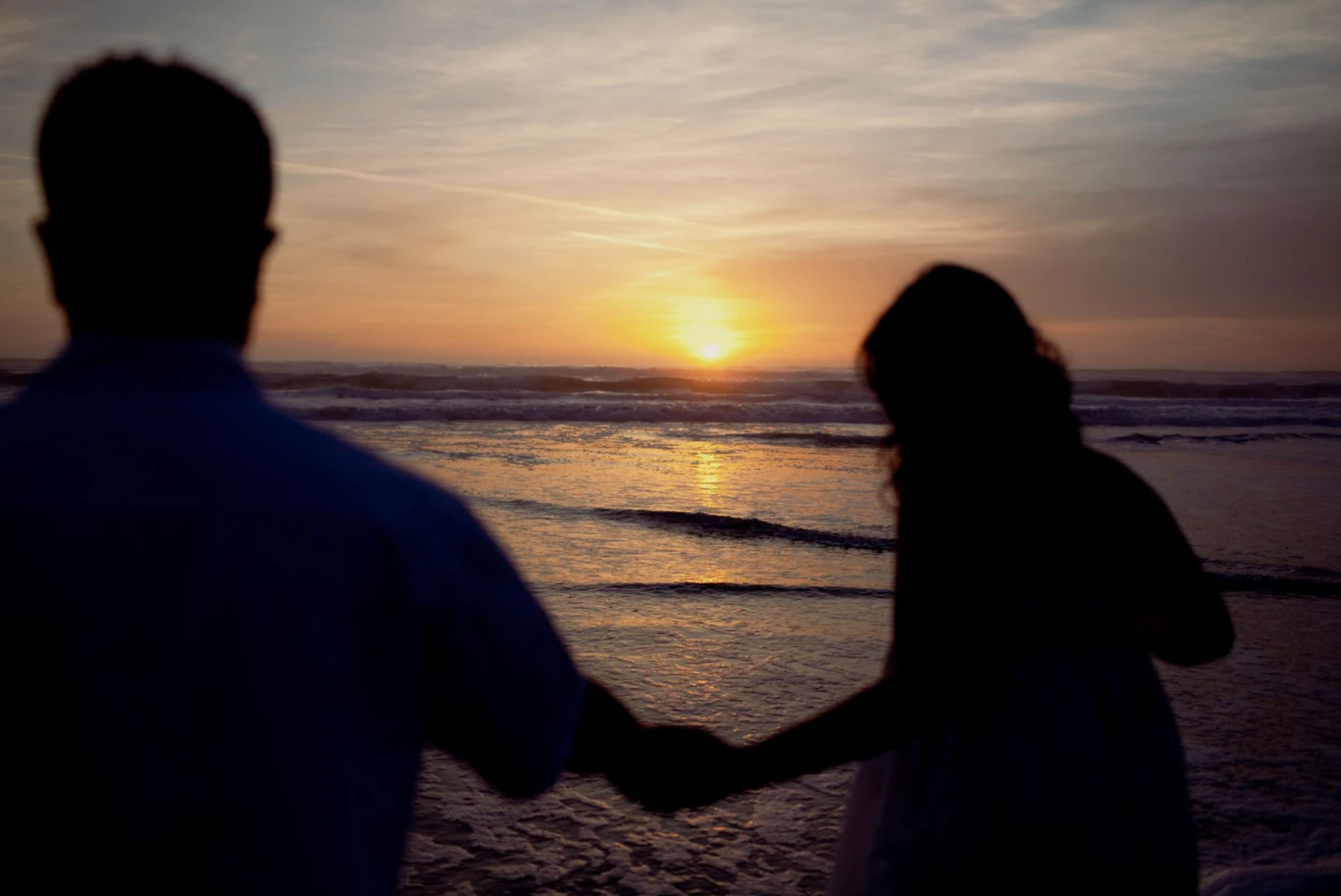 Dating As A Digital Nomad: Can You Find Love on the Move?