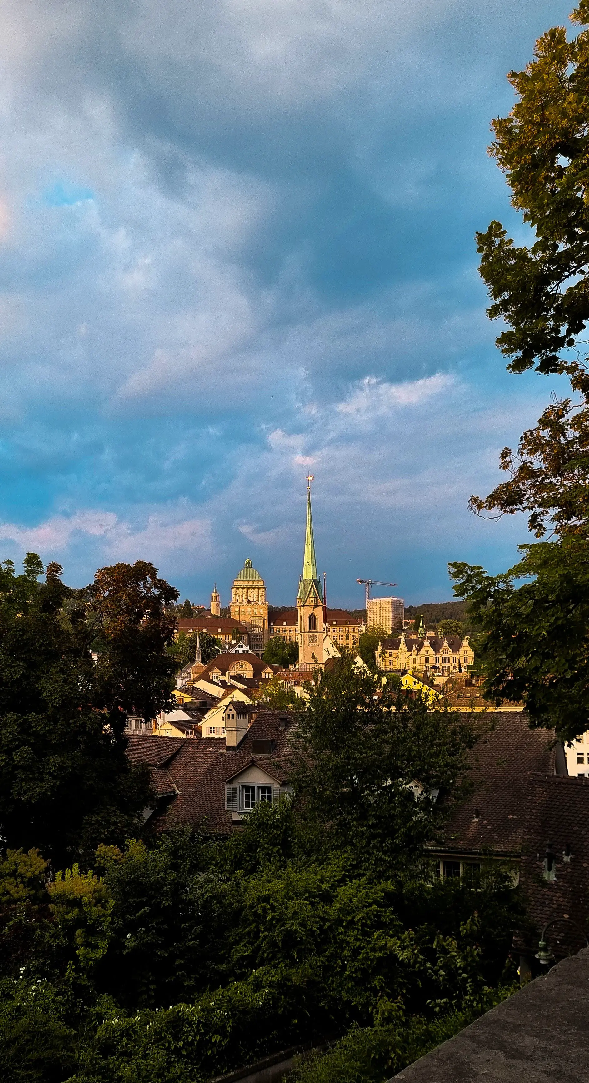 Best Neighborhoods in Zurich for Remote Workers and Long-Term Stays