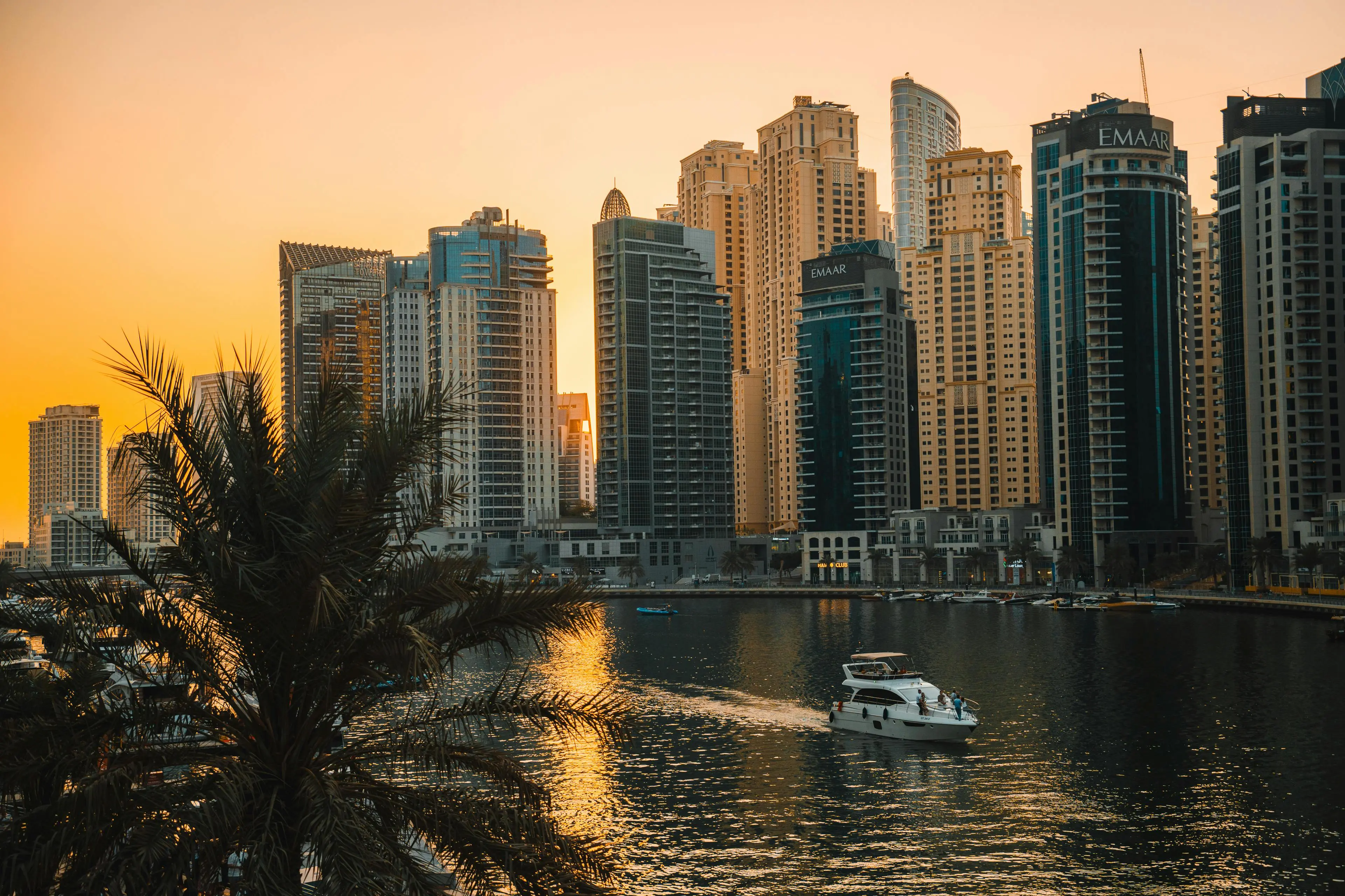 Furnished Apartments Dubai Marina: What’s Included in a Monthly Stay