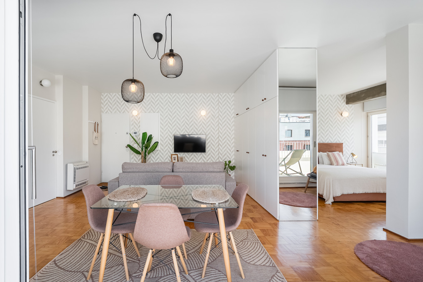 Lisbon Luxury 1br Flat In Campo De Ourique - Intimate, Work-from-home Ready #1
