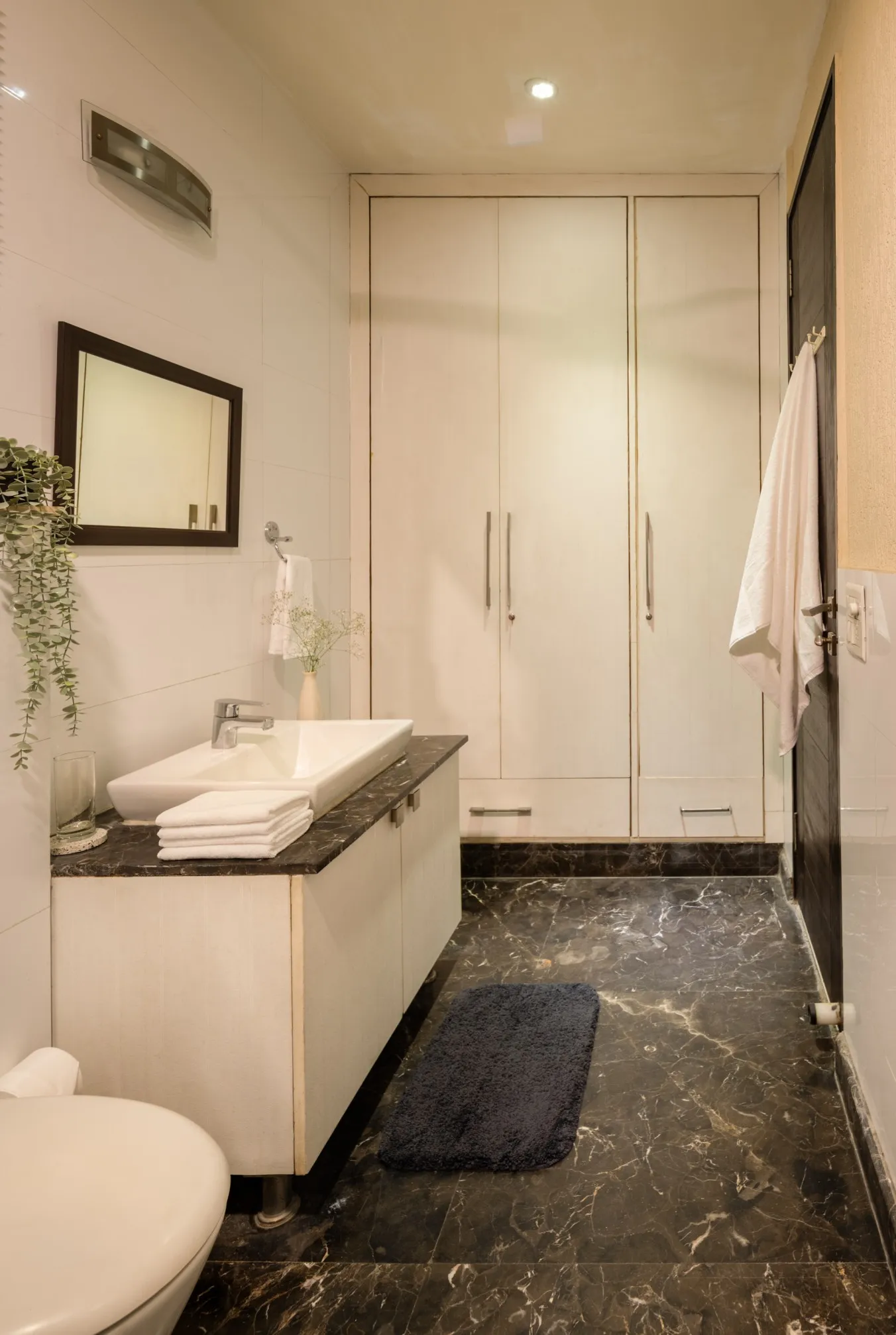 Charming 3-bed Flat With Dedicated Home Office In Prime Central Delhi District #3