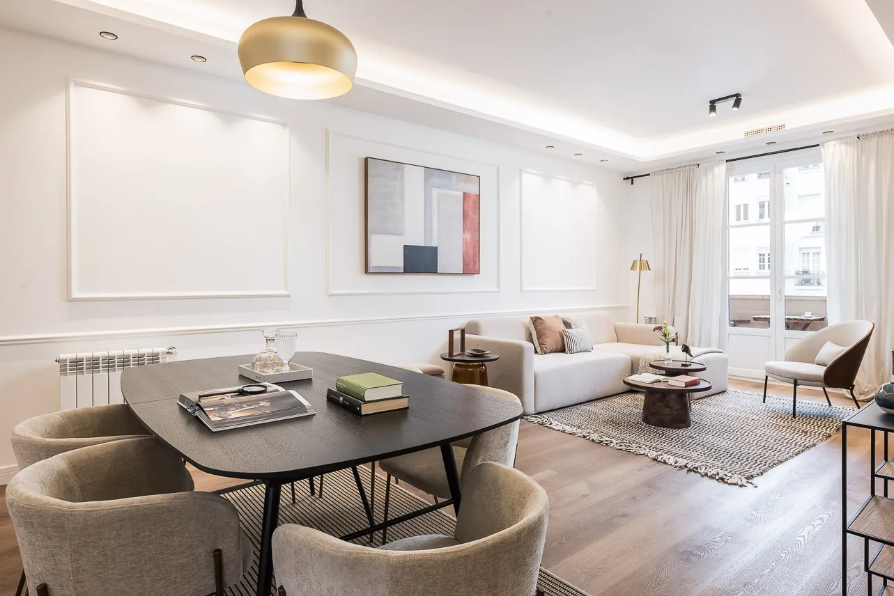 Sleek, Roomy 115m2 Madrid Flat - Bright Home-office Nook For Remote Work #4
