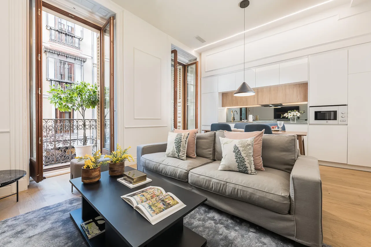 Spacious Madrid Designer Flat With Dedicated Home Office For Remote Work Success #2