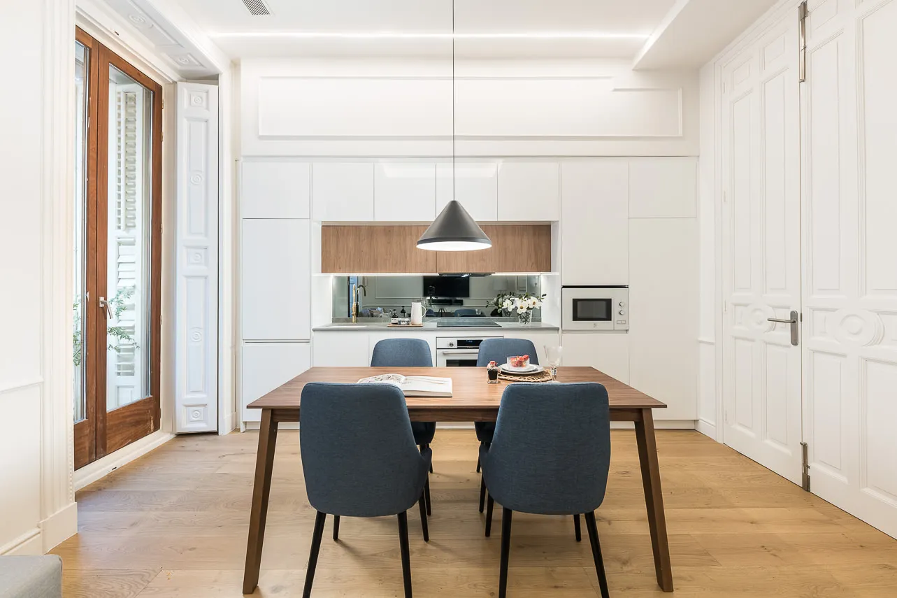 Spacious Madrid Designer Flat With Dedicated Home Office For Remote Work Success #3