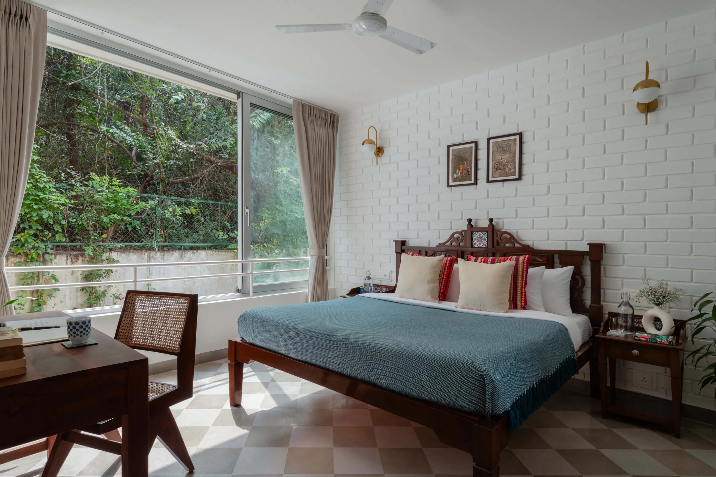 Sleek 2-bed City Flat With Private Balcony And Remote Work Setup In Goa