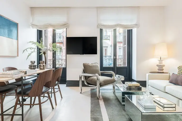 Spacious Madrid Flat With Dedicated Home Office And City Views For Remote Work