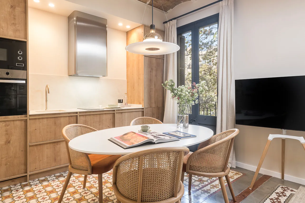 Sleek 2-bed City Flat With Dedicated Home Office In Barcelona's Eixample District #5