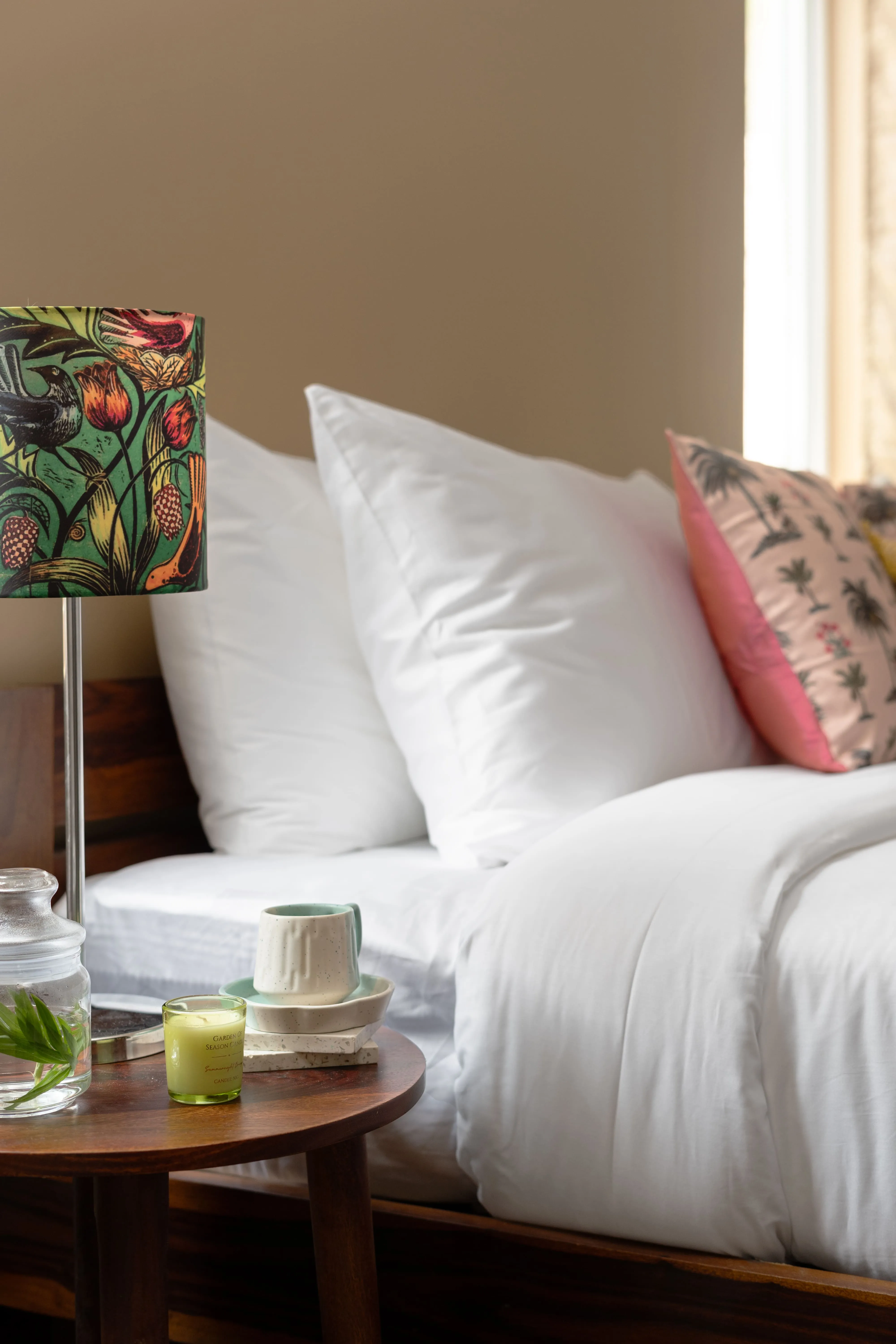 Upscale 3-bed City Flat With Stunning Views & Dedicated Home Office In Delhi #5