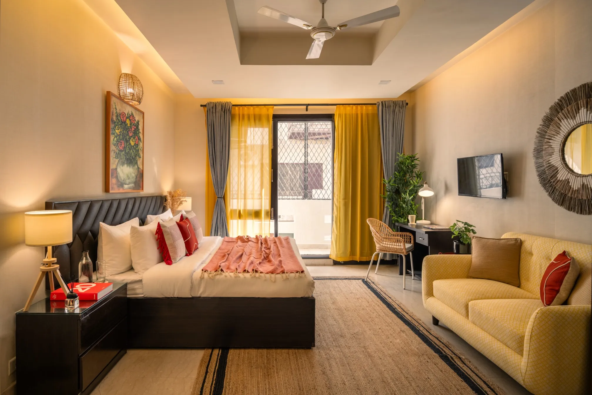 Contemporary 3-bed Flat With Dedicated Home Office In Delhi For Remote Work Flexibility #4
