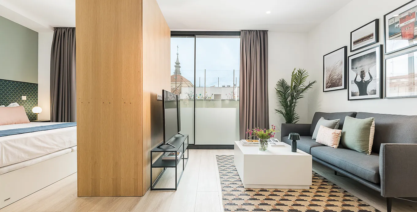 Premium Madrid 36m2 Flat With Bright Home Office For Productive Remote Work