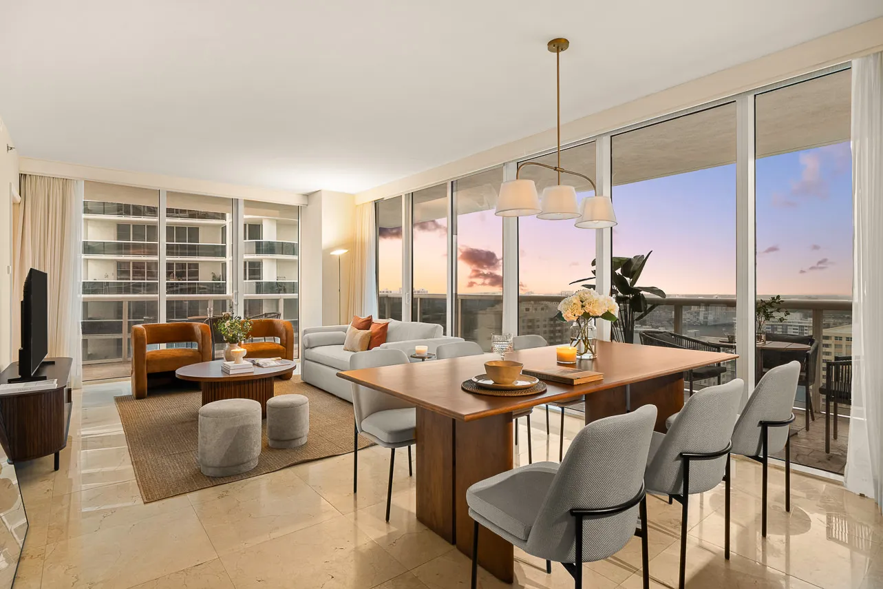 Contemporary 2-bed Flat With Home Office In Miami's Beach Club Tower #3