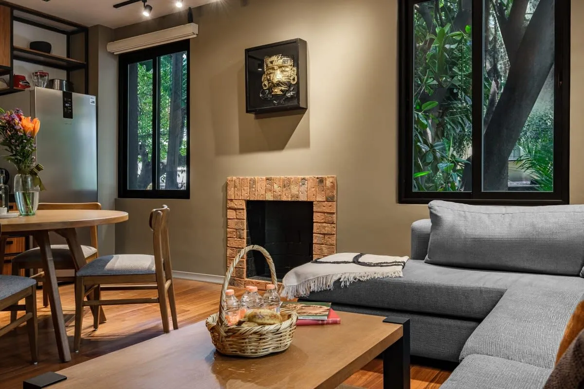 Chic 1-bedroom Executive Apartment With Home Office In Ciudad De Mexico's Condesa #4