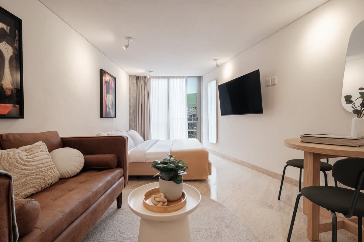 Stylish Cozy Studio With Dedicated Workspace In Mexico City #3