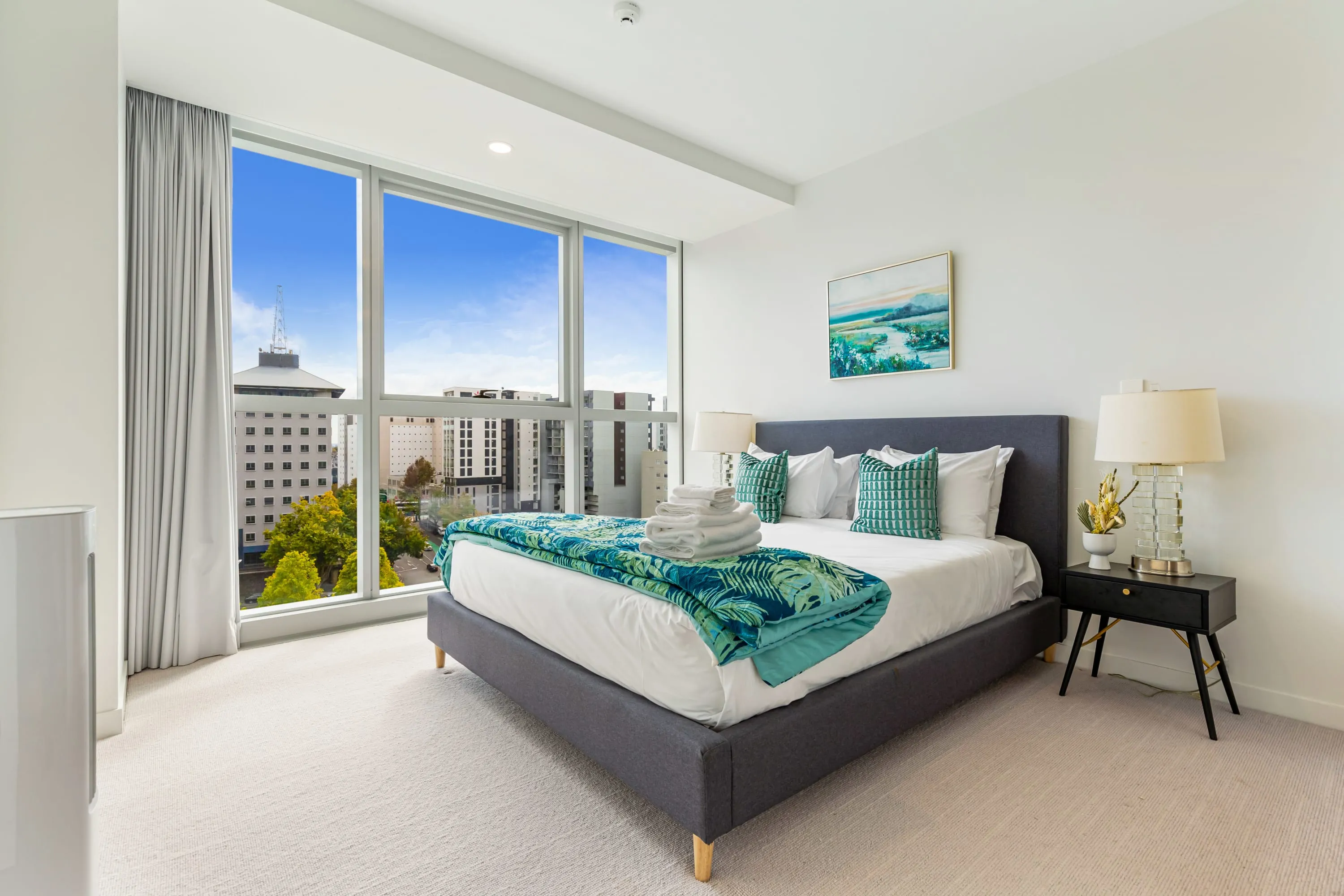 Efficient Modern 3br Flat In Aotea Square - Work-ready Home Office, Fast Wifi, Auckland #2
