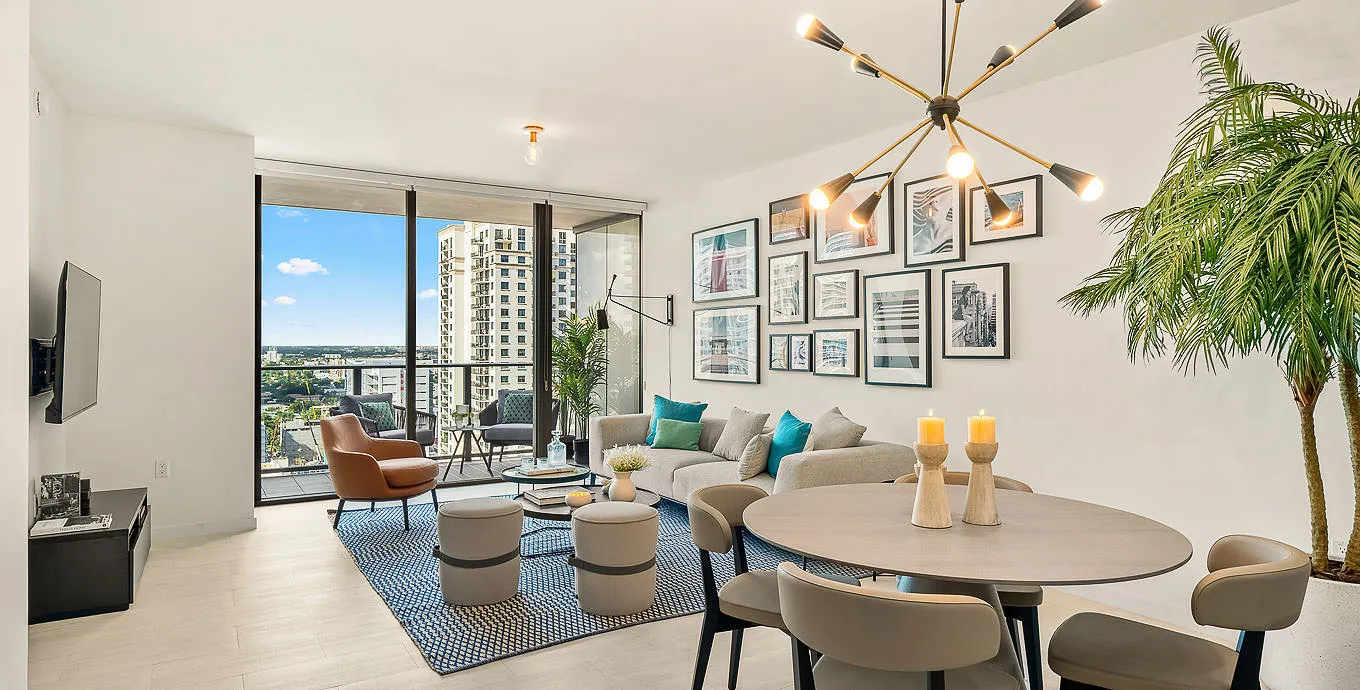 Chic Miami Flat With Cozy Home Office In Brickell For Remote Work