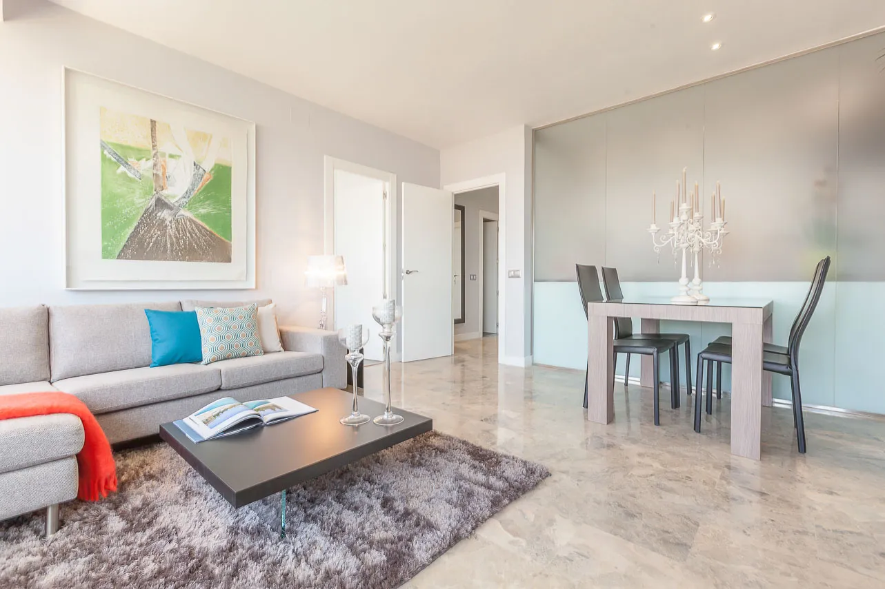 Modern 50m2 Madrid Flat With Bright Home Office For Remote Work Flexibility #5