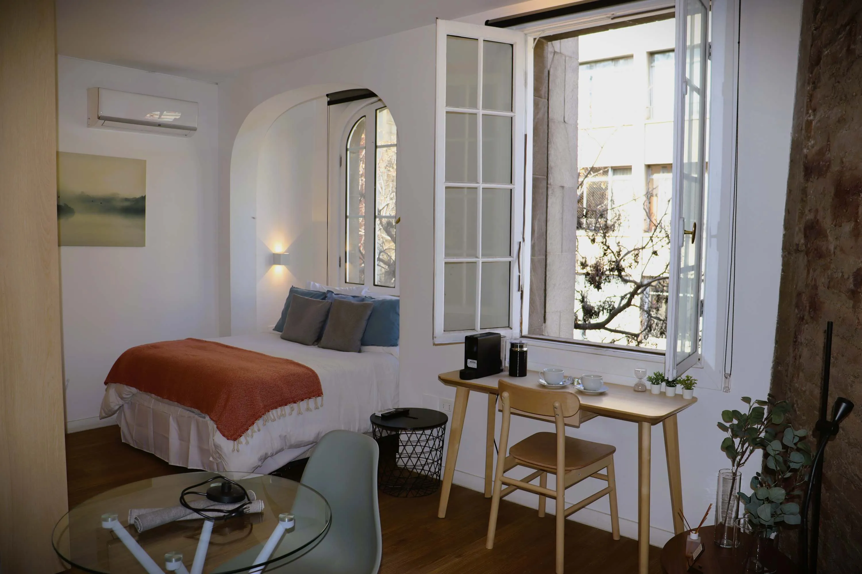 Charming Santiago Flat With Home Office Space In Lastarria For Remote Work