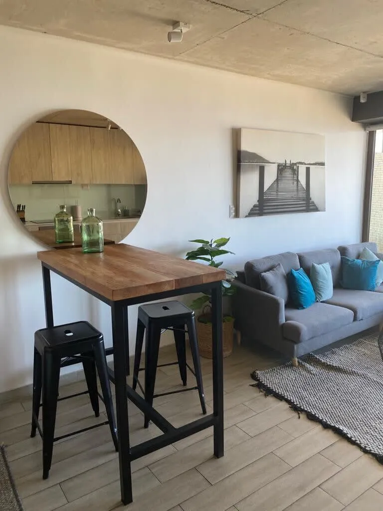 Sleek 30m2 Flat With Dedicated Home Office In Central Valparaiso For Remote Work #4