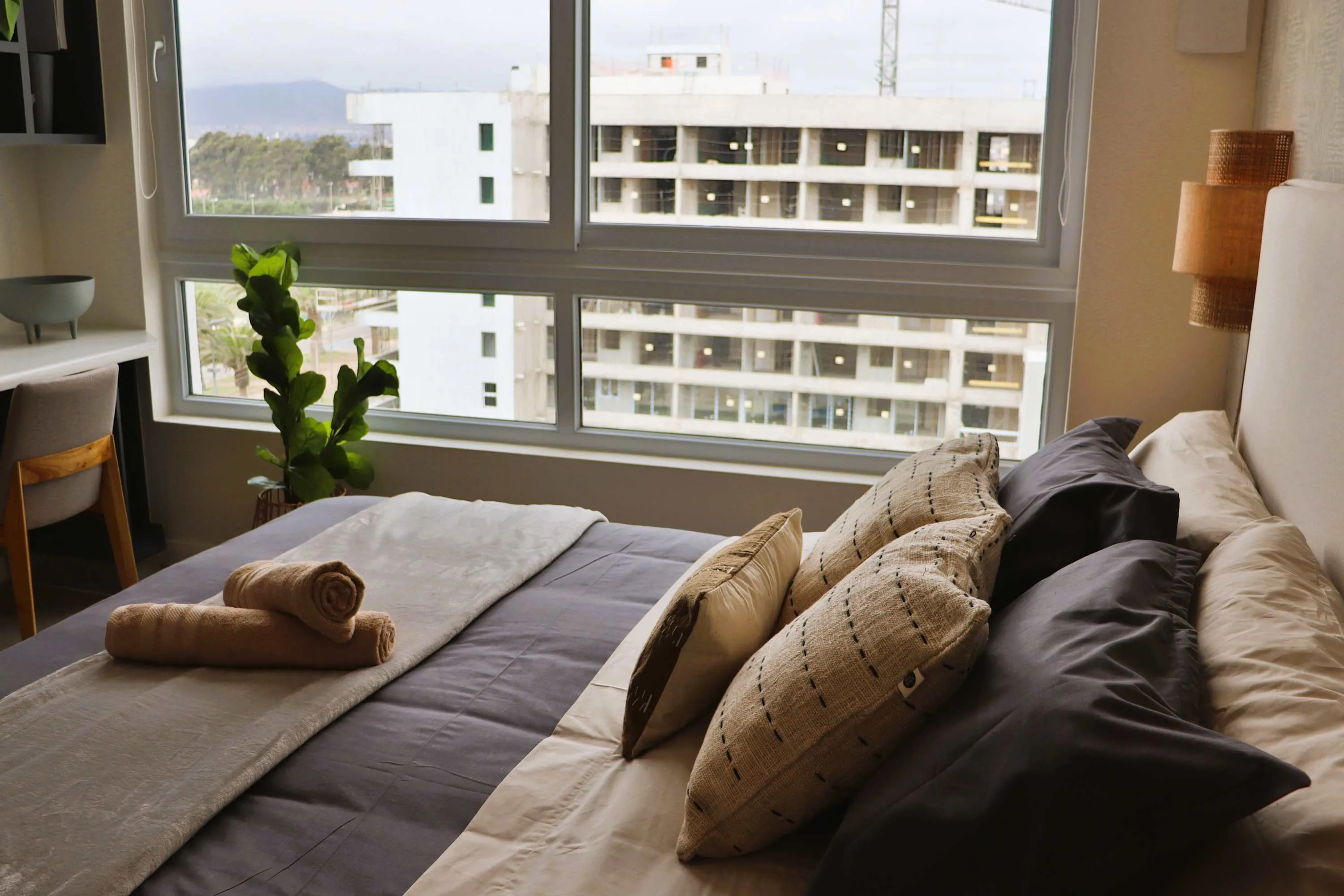 Modern 35m2 Flat With Home Office Space In La Serena's Central District