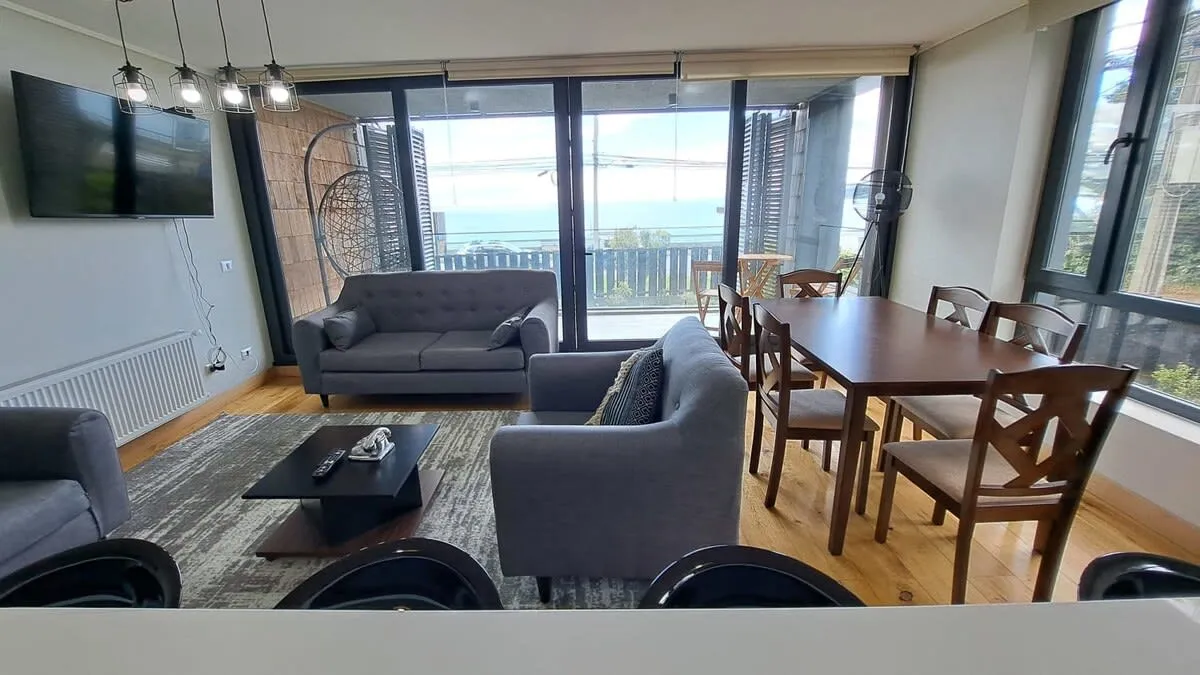 Upscale 3br Flat With Home Office & Lake Views In Puerto Varas