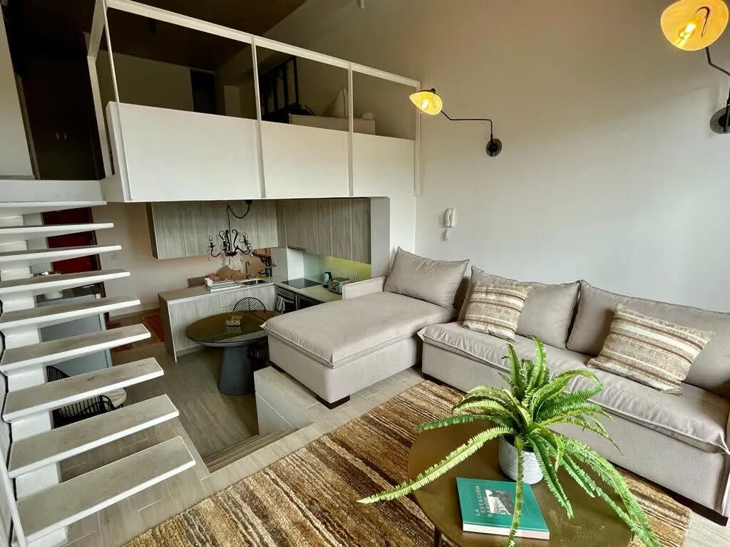 Sleek 2-bed Executive Flat With Dedicated Home Office In Valparaiso's Dynamic Sector #4
