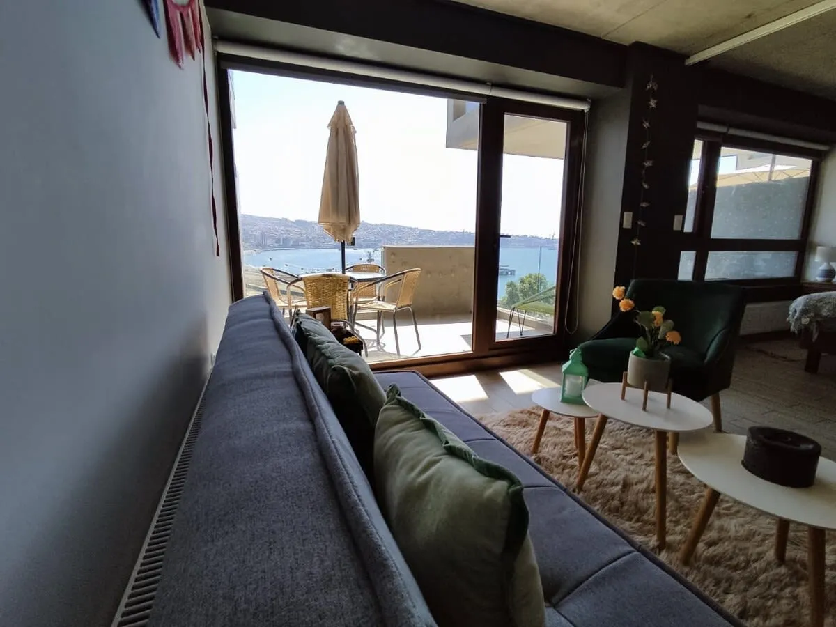 Sleek 2-bed Flat With Dedicated Home Office In Cerro Baron For Remote Work #2