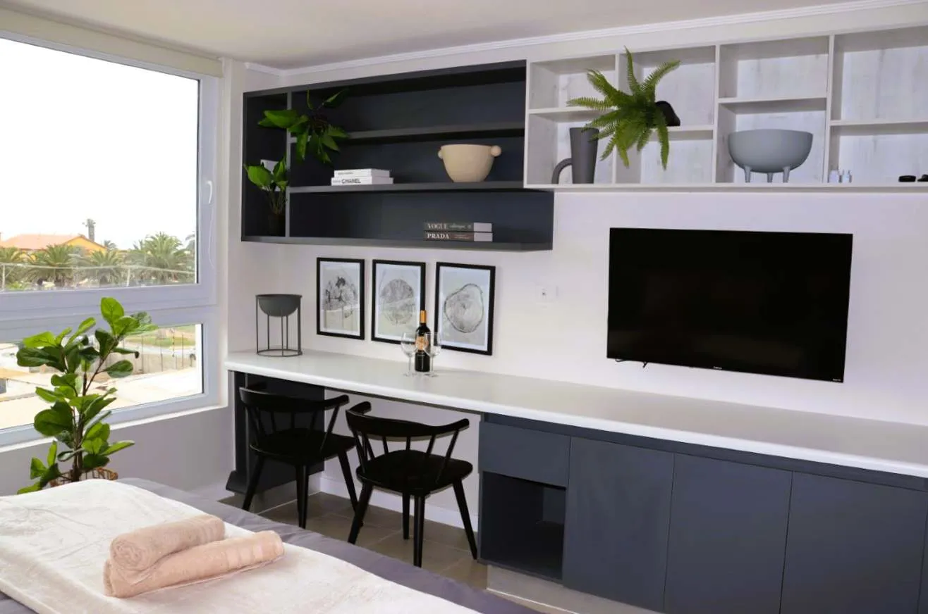 Impressive 35m2 La Serena Flat With Dedicated Home Office For Remote Work Success