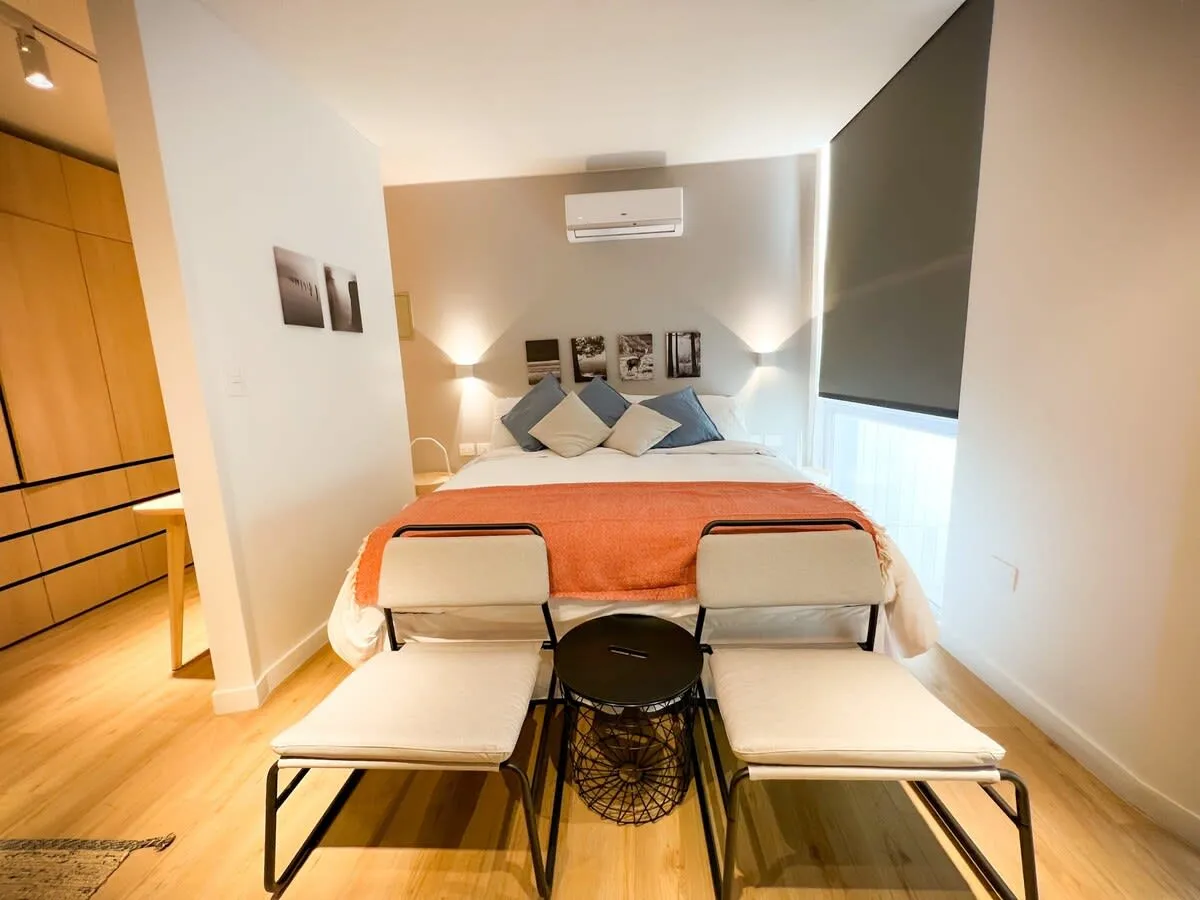 Contemporary 40m2 Santiago Flat With Dedicated Home Office In Lastarria District