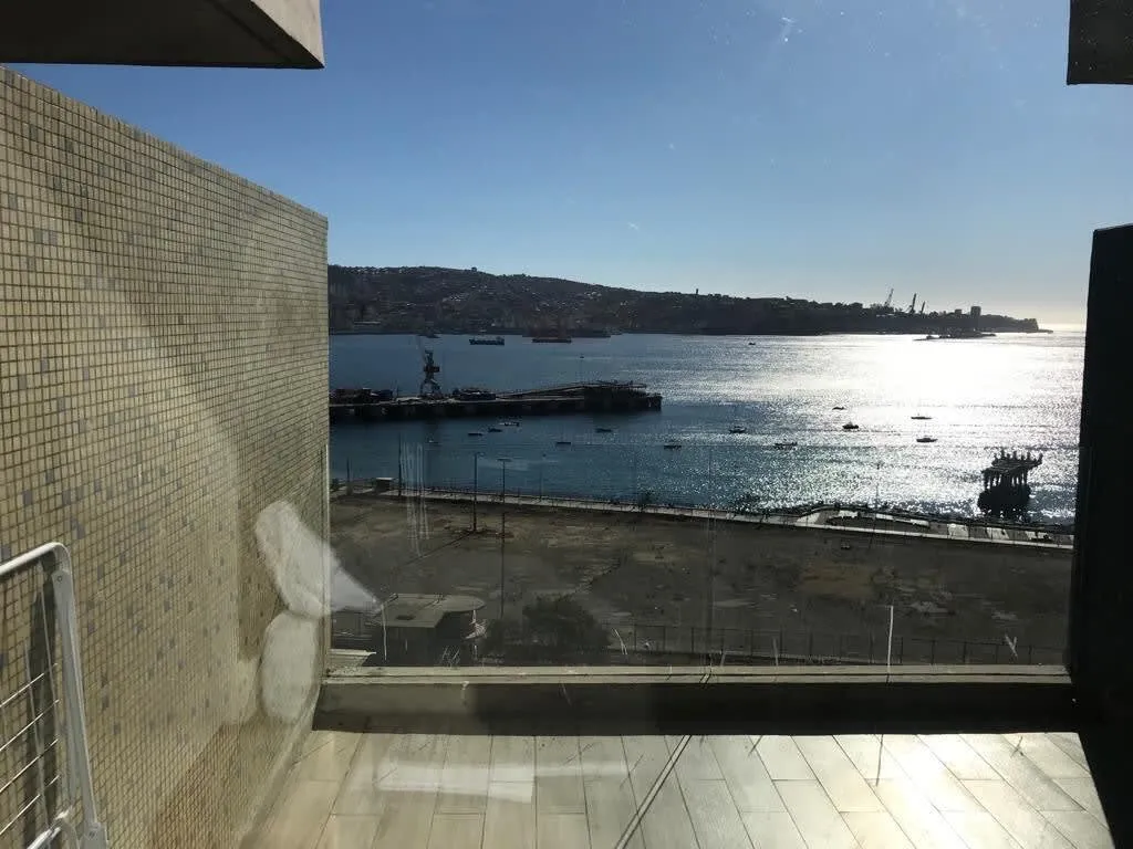 Roomy Sleek 4br Flat With Bright Home Office And Scenic Views For Remote Work #5