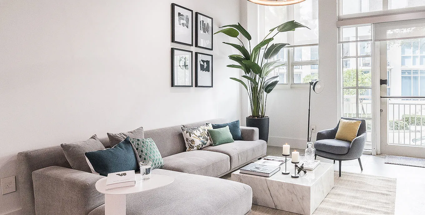 Chic 1-bed Flat With Home Office Space In Miami's Downtown District