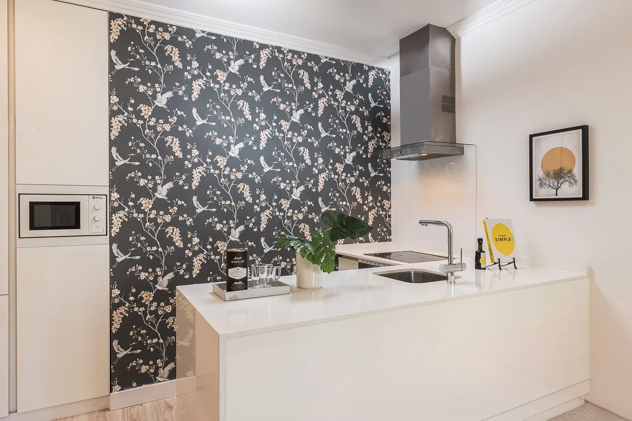 Spacious Madrid Flat With Dedicated Home Office And Digital Nomad-friendly Layout #5
