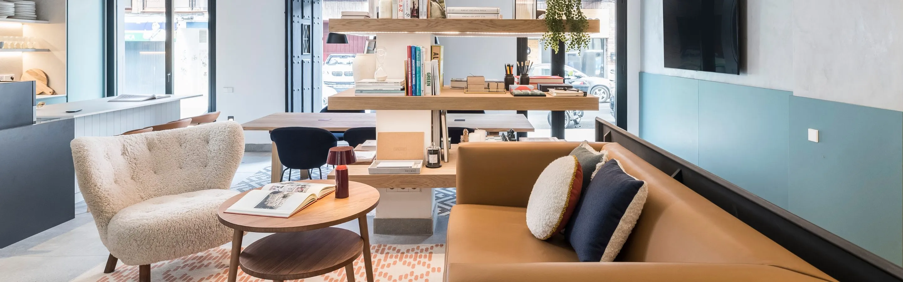 Charming Madrid Flat With Dedicated Home Office Space For Remote Work Success #2