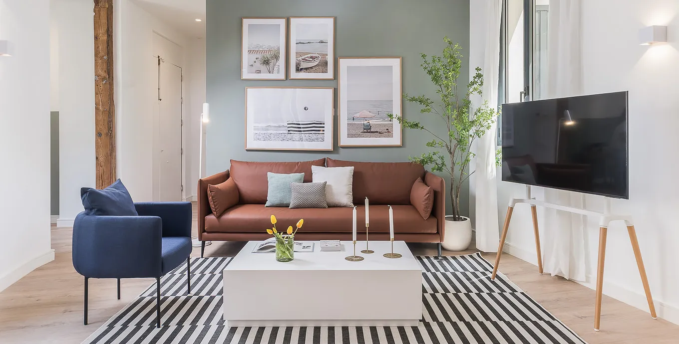 Sophisticated Madrid Flat With Dedicated Home Office For Remote Work And Digital Nomads