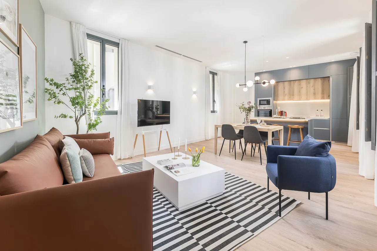Sophisticated Madrid Flat With Dedicated Home Office For Remote Work And Digital Nomads #3