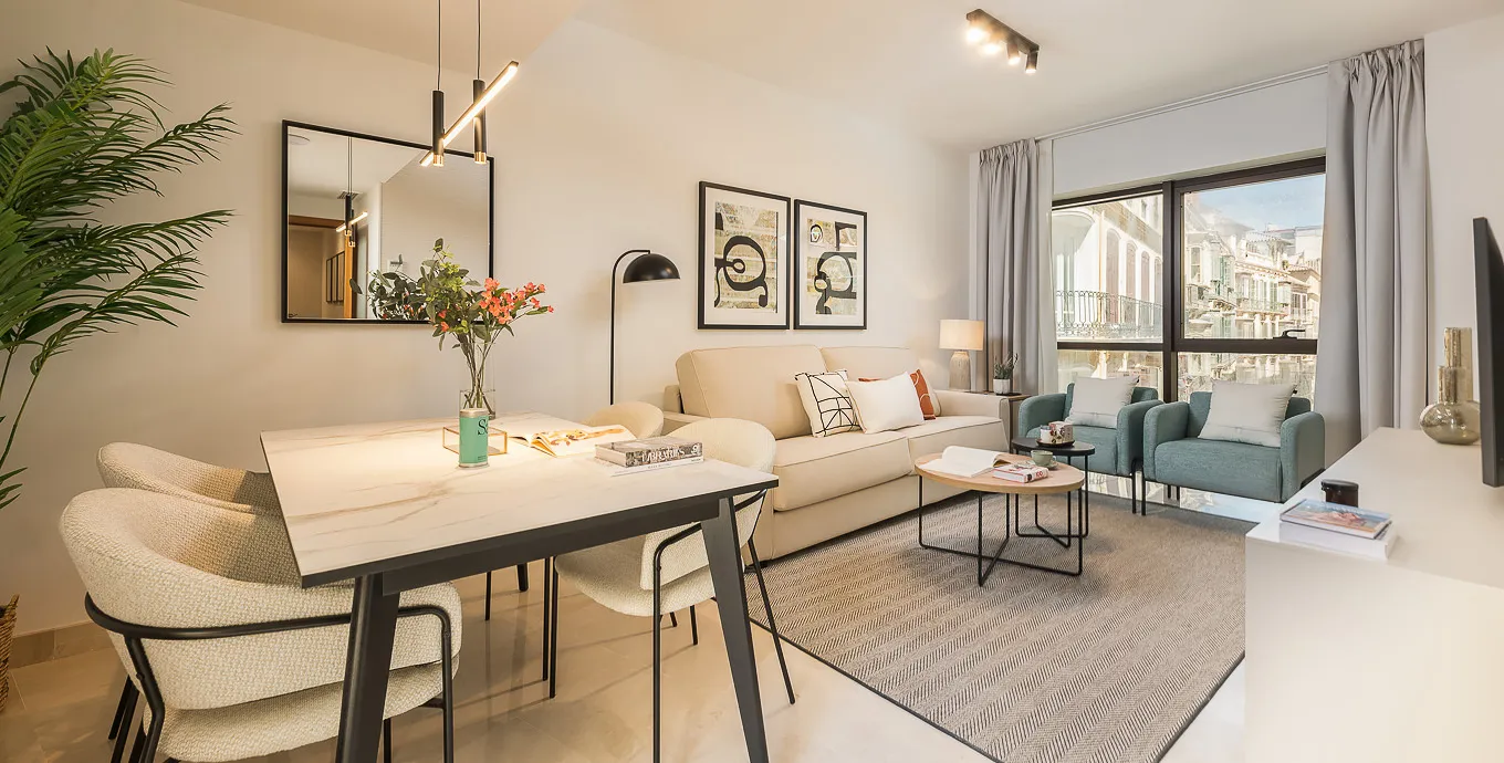 Refined Malaga Flat With Bright Home Office And Spacious Layout For Remote Work