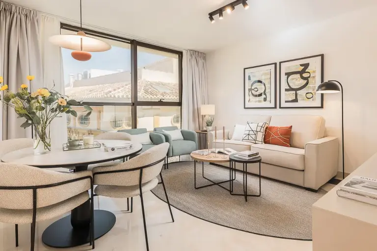 Roomy 50m2 Malaga Flat With Dedicated Home Office For Seamless Remote Work