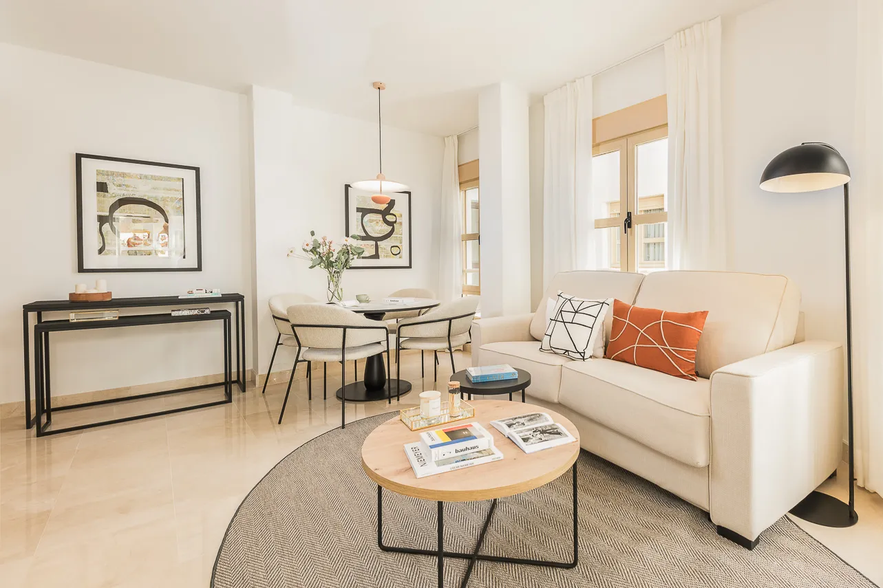 Premium 61m2 Malaga Flat With Bright Home Office Space In City Center #4
