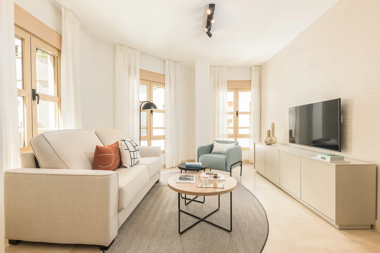 Premium 61m2 Malaga Flat With Bright Home Office Space In City Center #3