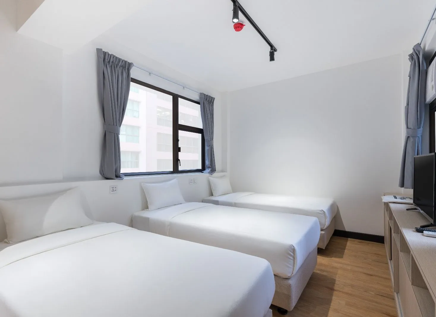 Triple – Carnarvon, Tsim Sha Tsui, Hong Kong