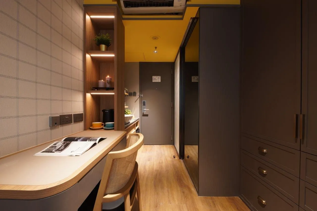 Deluxe Twin Low – Hollywood, Sheung Wan, Hong Kong #3