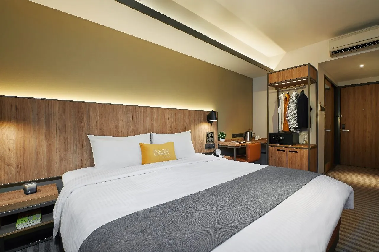 Comfy Room – Rochor, Little India, Singapore