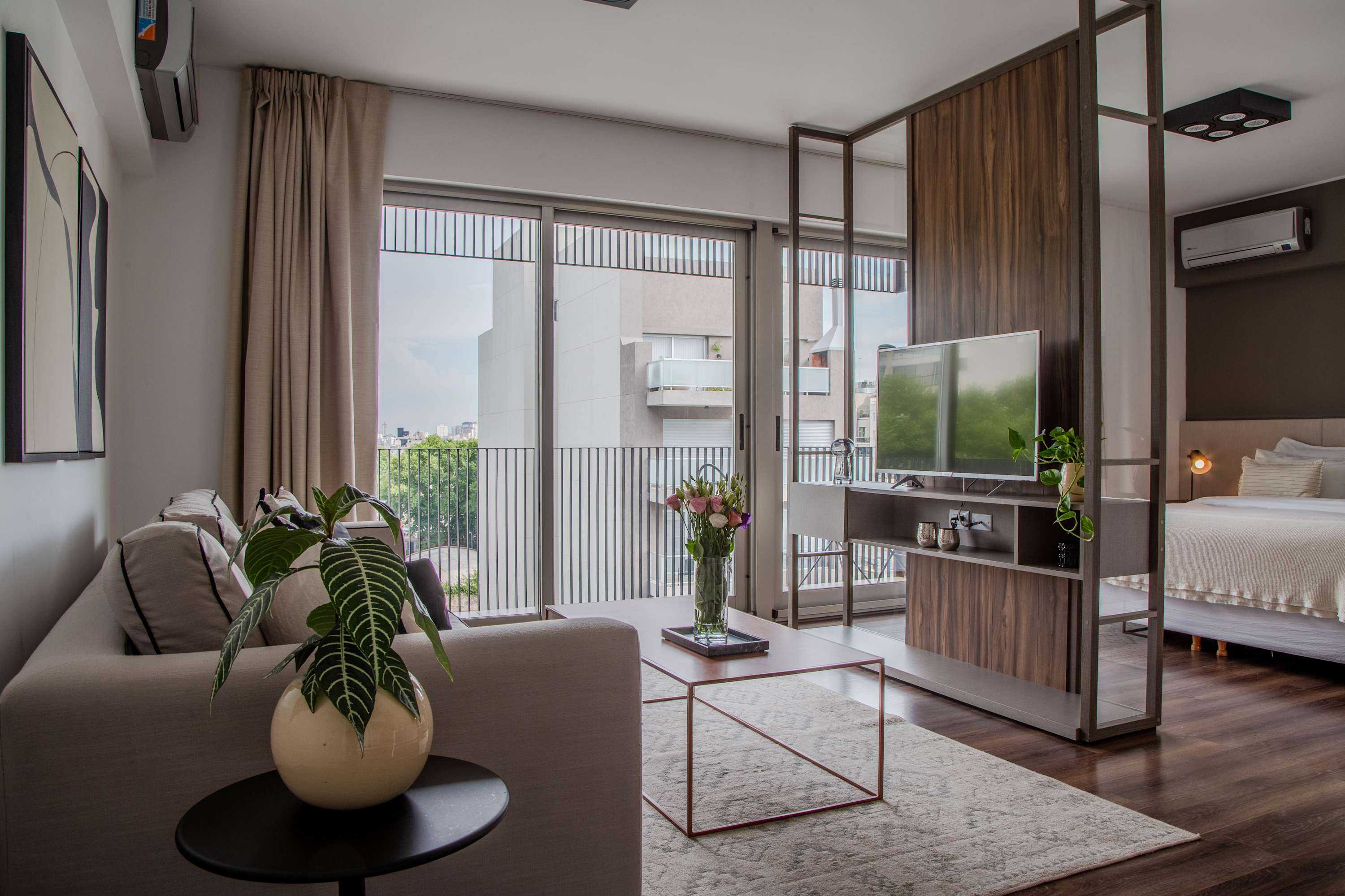 Charming Design Studio For Remote Work In Palermo Hollywood's Luxury Tower