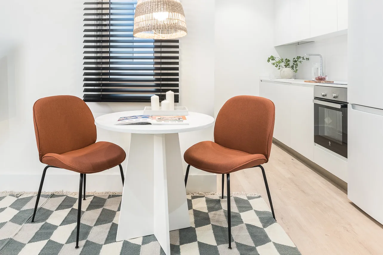 Chic Madrid City Flat With Dedicated Work Space For Remote Professionals #5