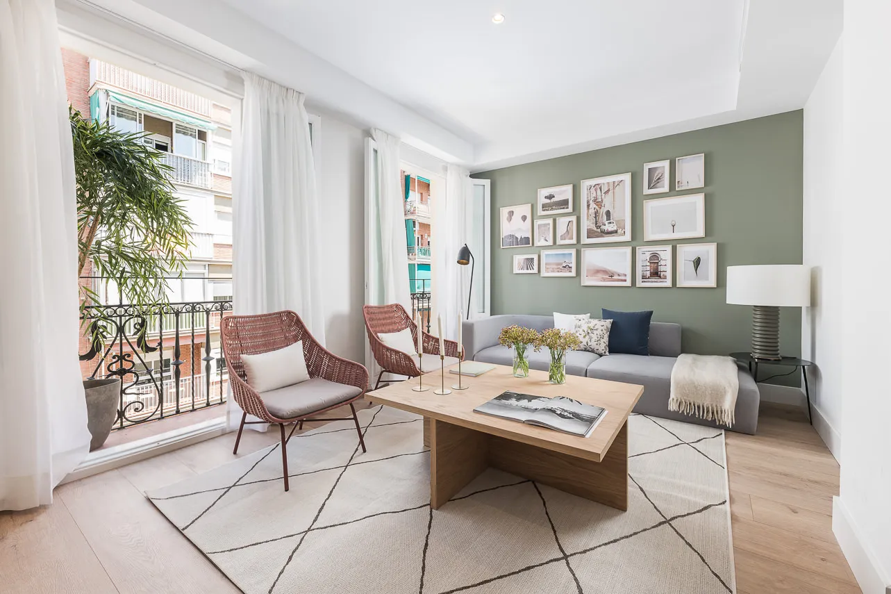 Spacious Madrid Flat With Dedicated Home Office In Central Location #2