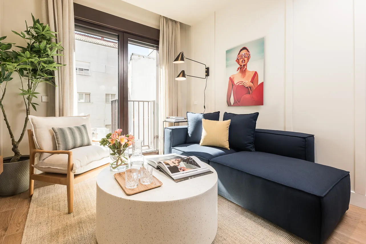 Cozy Designer Flat In Madrid With Dedicated Home Office For Remote Work Optimization #5