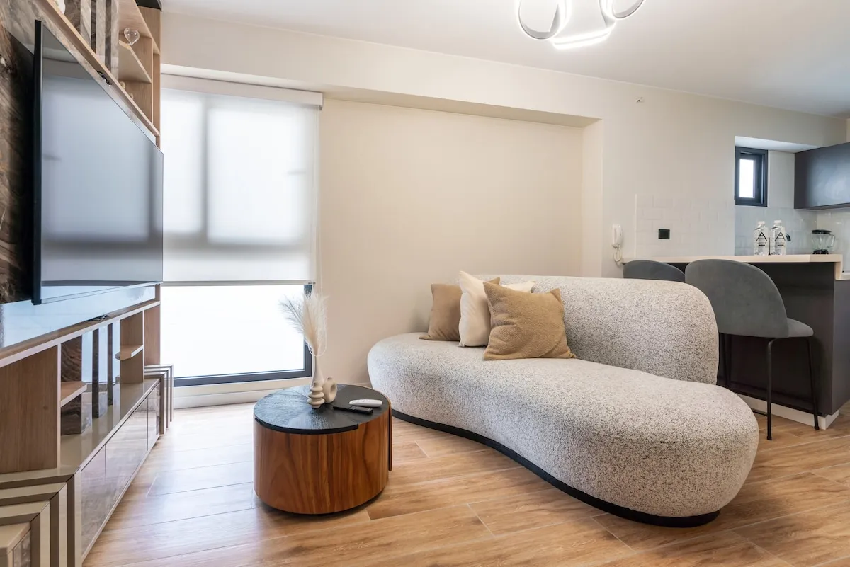 Work From San Isidro: Refined 1br Designer Loft In Lima's Financial District #5