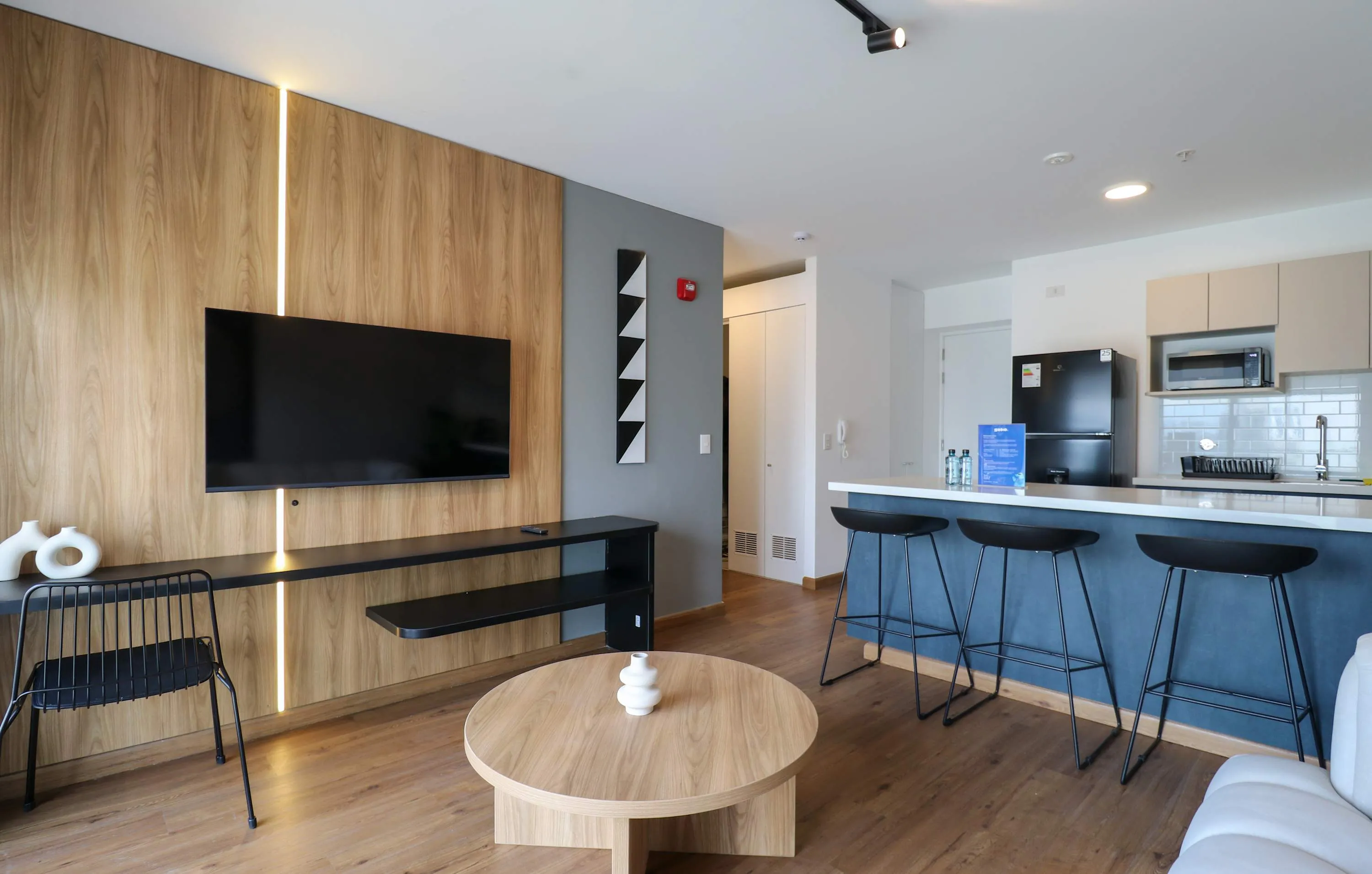 Work-ready Executive Flat In Lima: Roomy 1br W/ Pool Near Financial District #3
