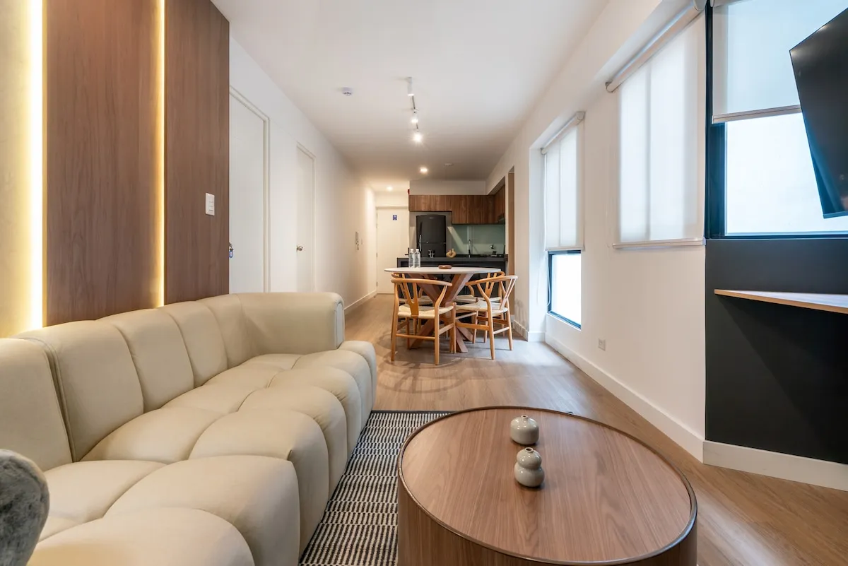 San Isidro Flat Built For Remote Work: Modern 1br In Lima's Business District