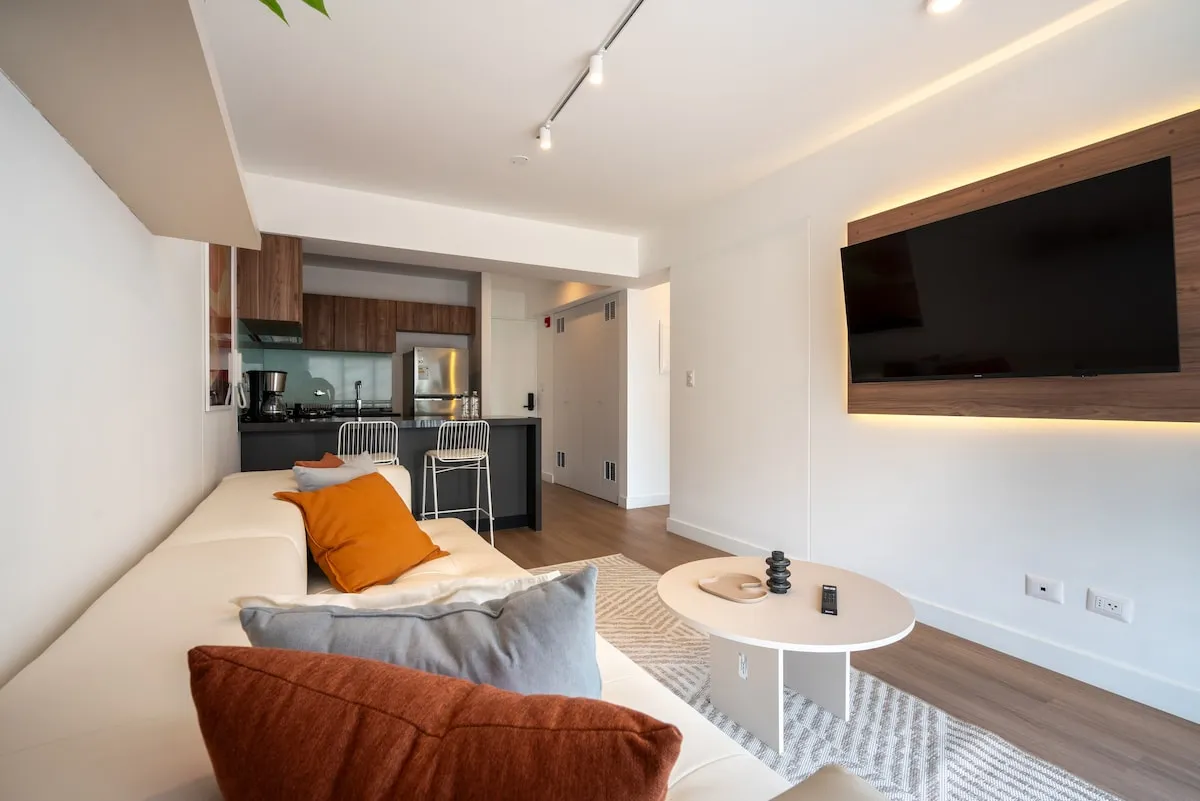 Work From San Isidro: Airy Premium 1br Flat In Lima's Business District #4