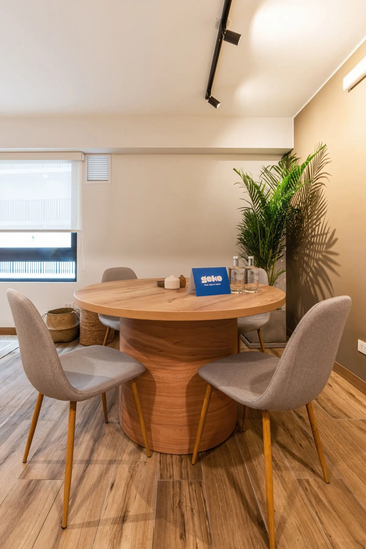 Work From Home In Style: Airy, Sophisticated 2br Flat Near Kennedy Park, Lima #4